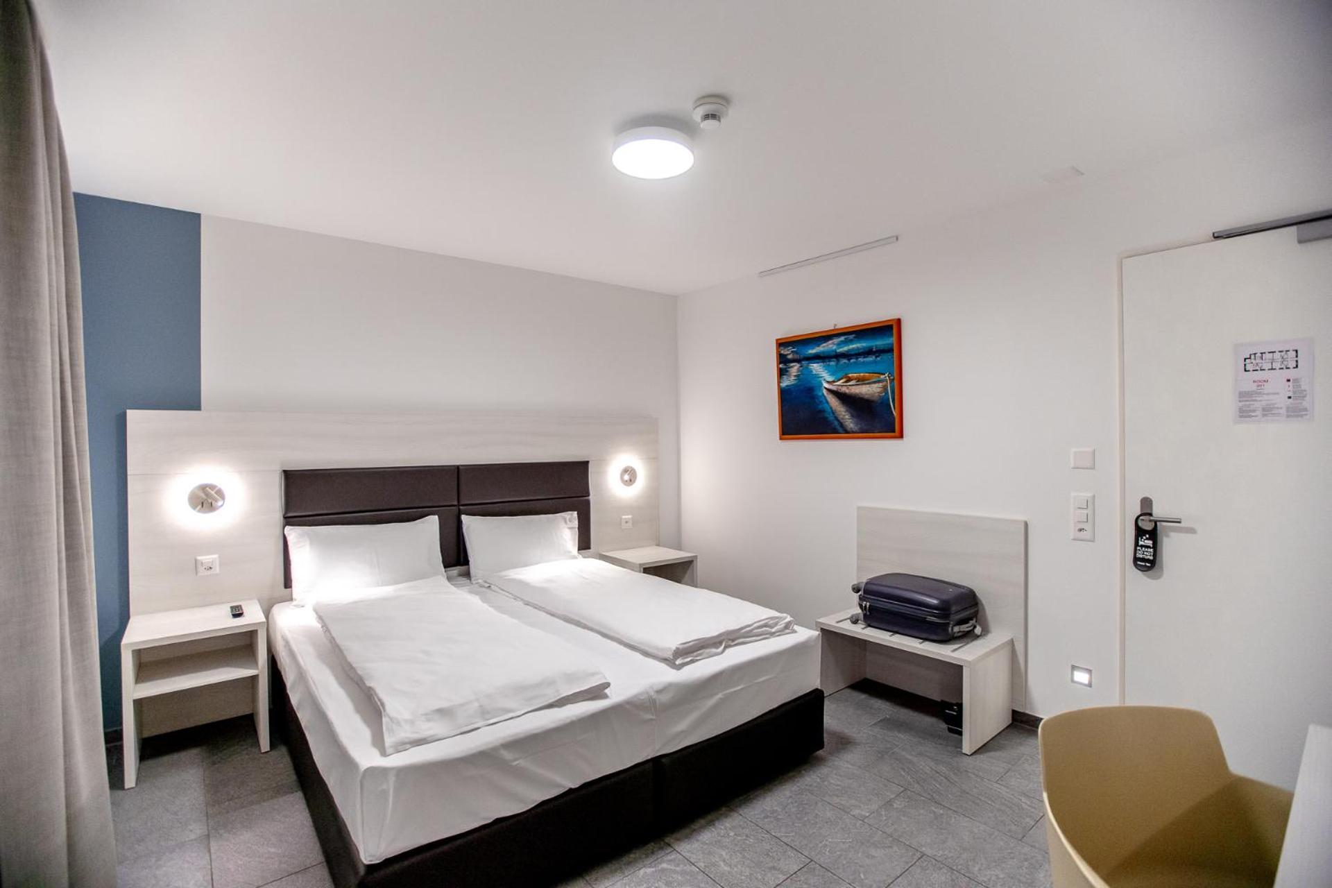 Miralago Locarno Easy Rooms Muralto 部屋 写真