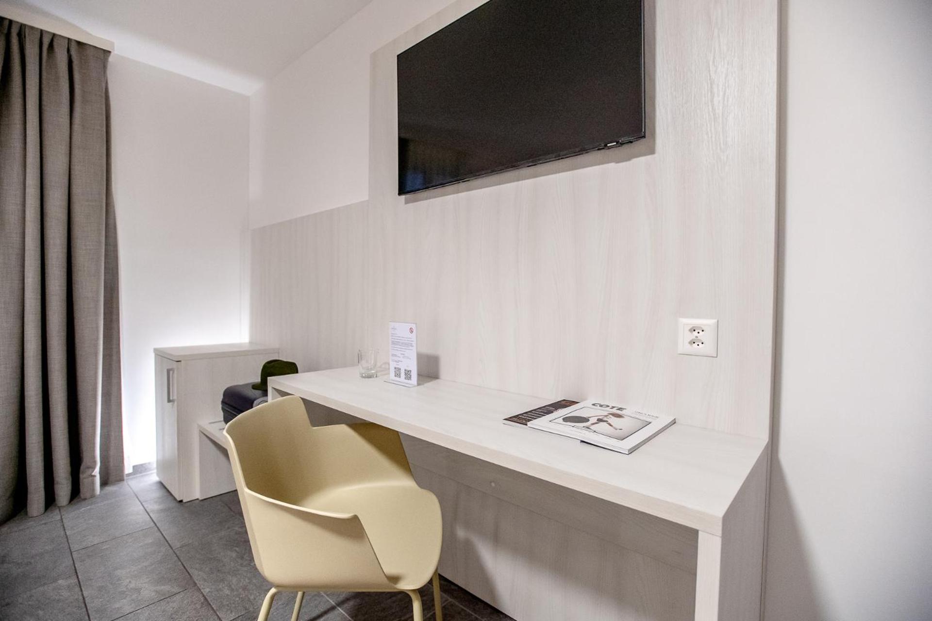 Miralago Locarno Easy Rooms Muralto エクステリア 写真